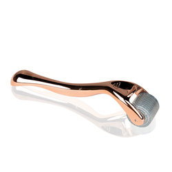 Derma roller do mezoterapii rose gold 2,0 mm 192 igły tytanowe